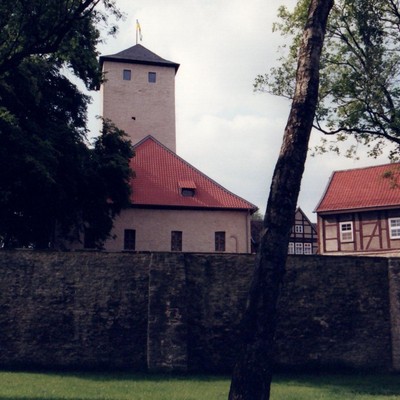 Warberg, Burg