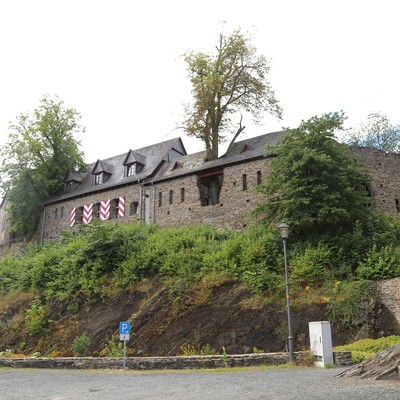 Kastallaun, Burg