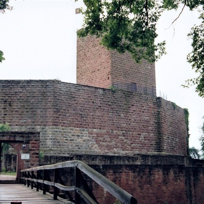 Landeck (Klingenmunster), Burg