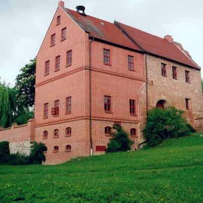 Penzlin, Burg